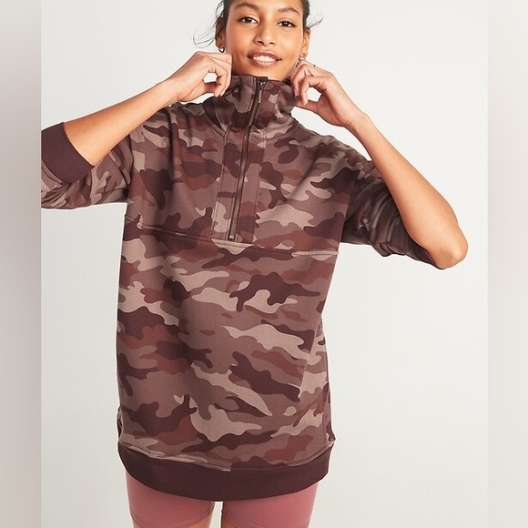 Oversized Half-Zip French Terry Funnel-Neck Sweatshirt - Picture 1 of 6